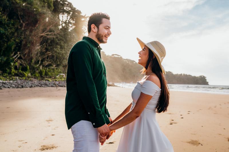 pre wedding beach photoshoot