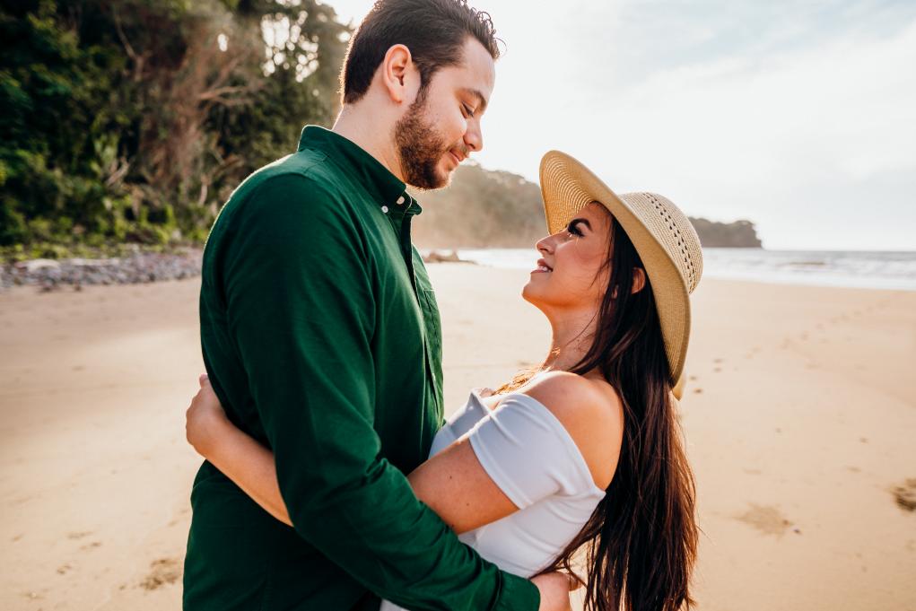 pre wedding beach shoot